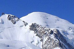 Mont Maudit, 4465 m, und Montblanc, 4810 m, von der Aiguille du Midi, 3795 m. Foto: Günther Härter.