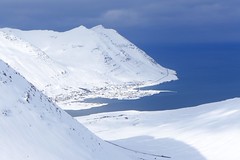 Skitouren auf Island, der Fjord von Siglufjördur auf der Trollhalbinsel. Foto: Günther Härter.
